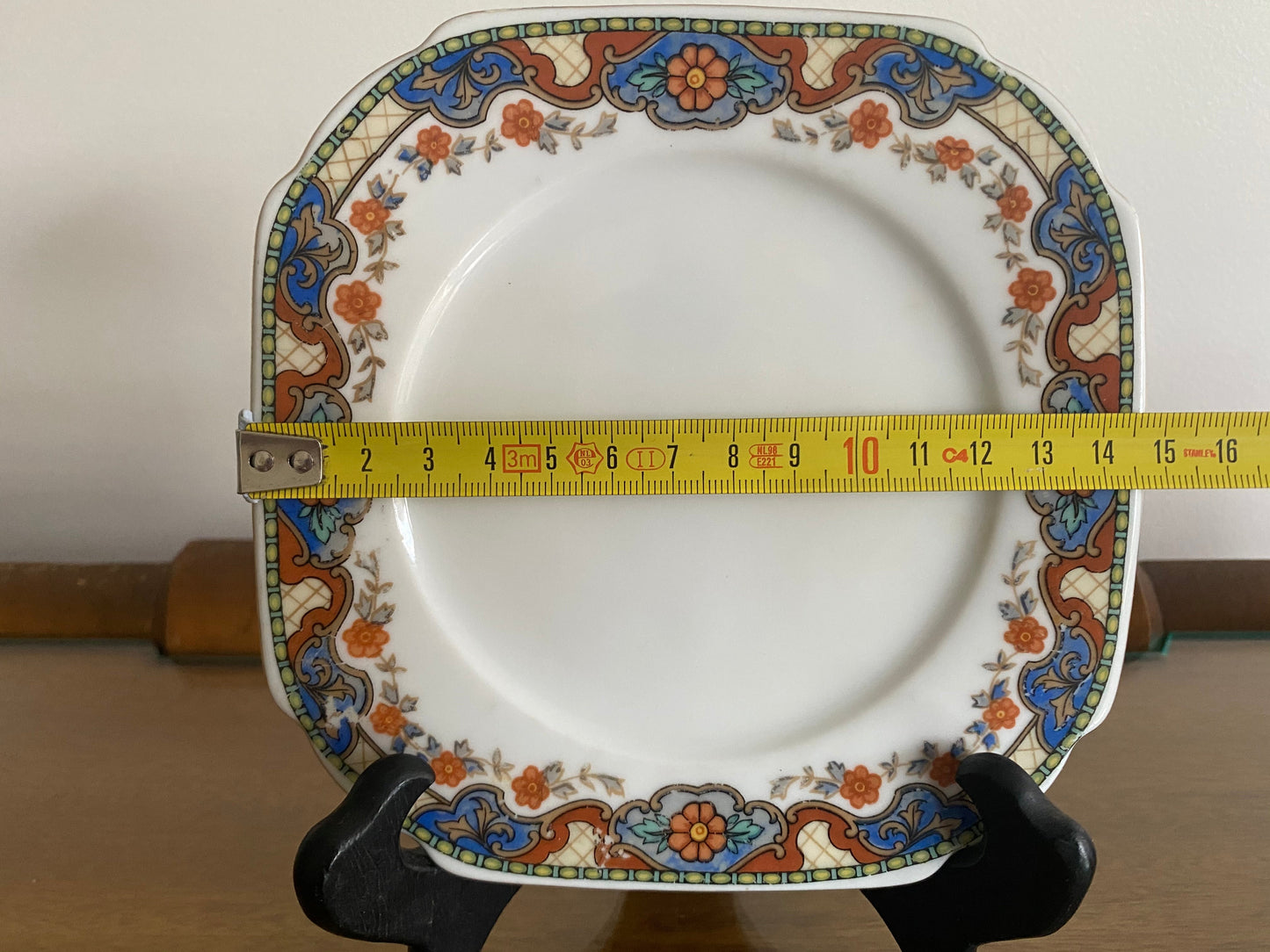VICTORIA CHINA Side Plates