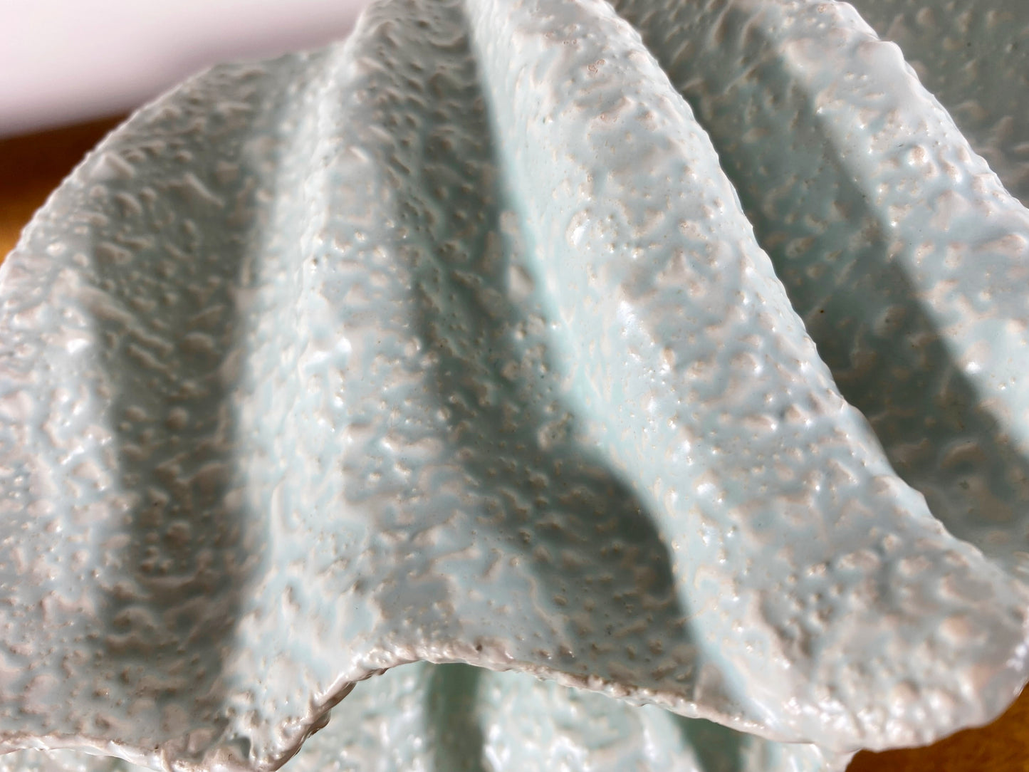 Vintage 1950s PATES POTTERIES SYDNEY Light Blue, Clam-Shaped Vase - Busy Bowerbird