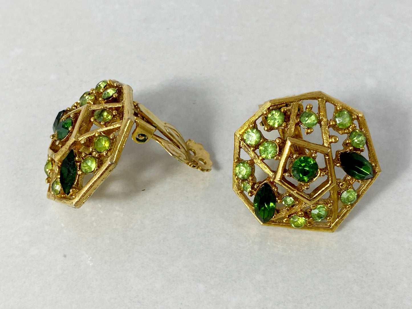 VINTAGE Gold-Plated Green Crystal Pendant Necklace & Earring Set - Busy Bowerbird