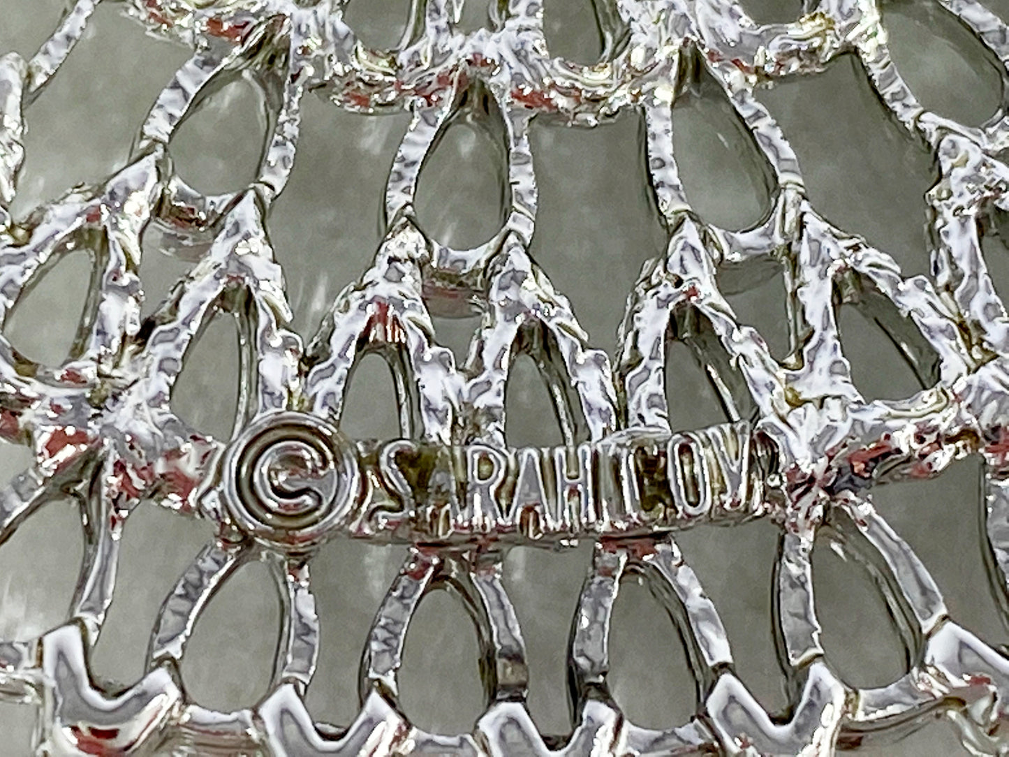 SARAH COVENTRY Silver-Tone Open-Weave Brooch & Earring Set - Busy Bowerbird