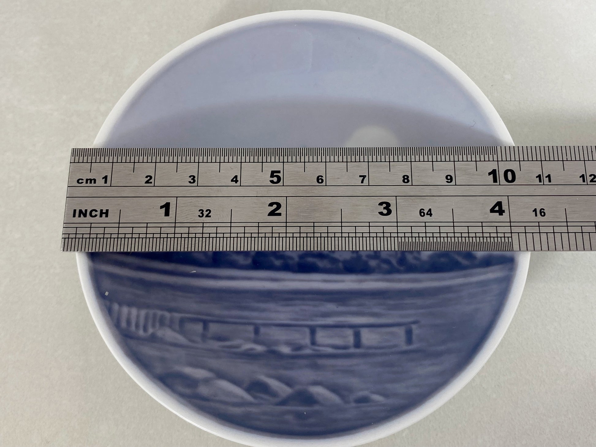 1953 Royal Copenhagen Porcelain 'Kronborg Castle' Pin Plate - Busy Bowerbird