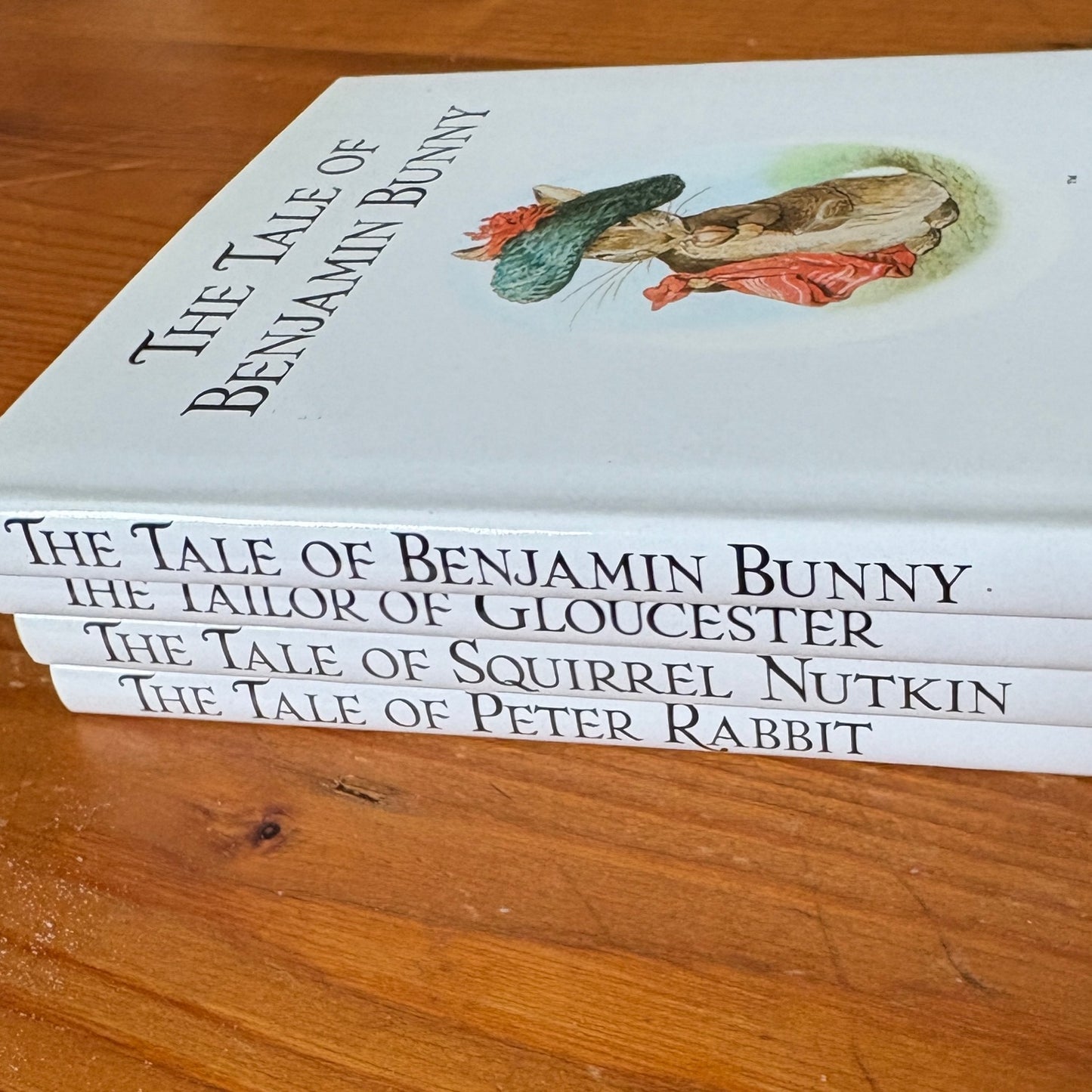 Set of 22 Beatrix Potter's 'Peter Rabbit Books' | 1987 Edition Published by Frederick Warne