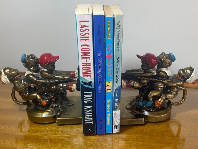 Kronheimer and Oldenbusch Tug-of-War Bookends