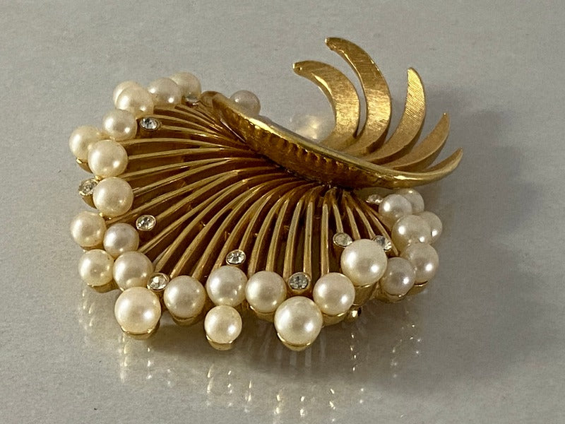 1958 CROWN TRIFARI 'Gems Of The Sea' Statement Brooch