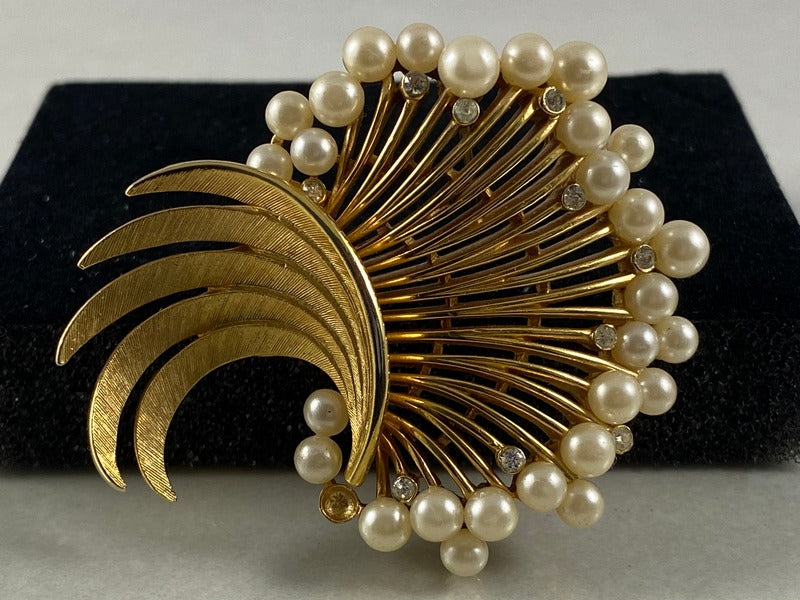 1958 CROWN TRIFARI 'Gems Of The Sea' Statement Brooch