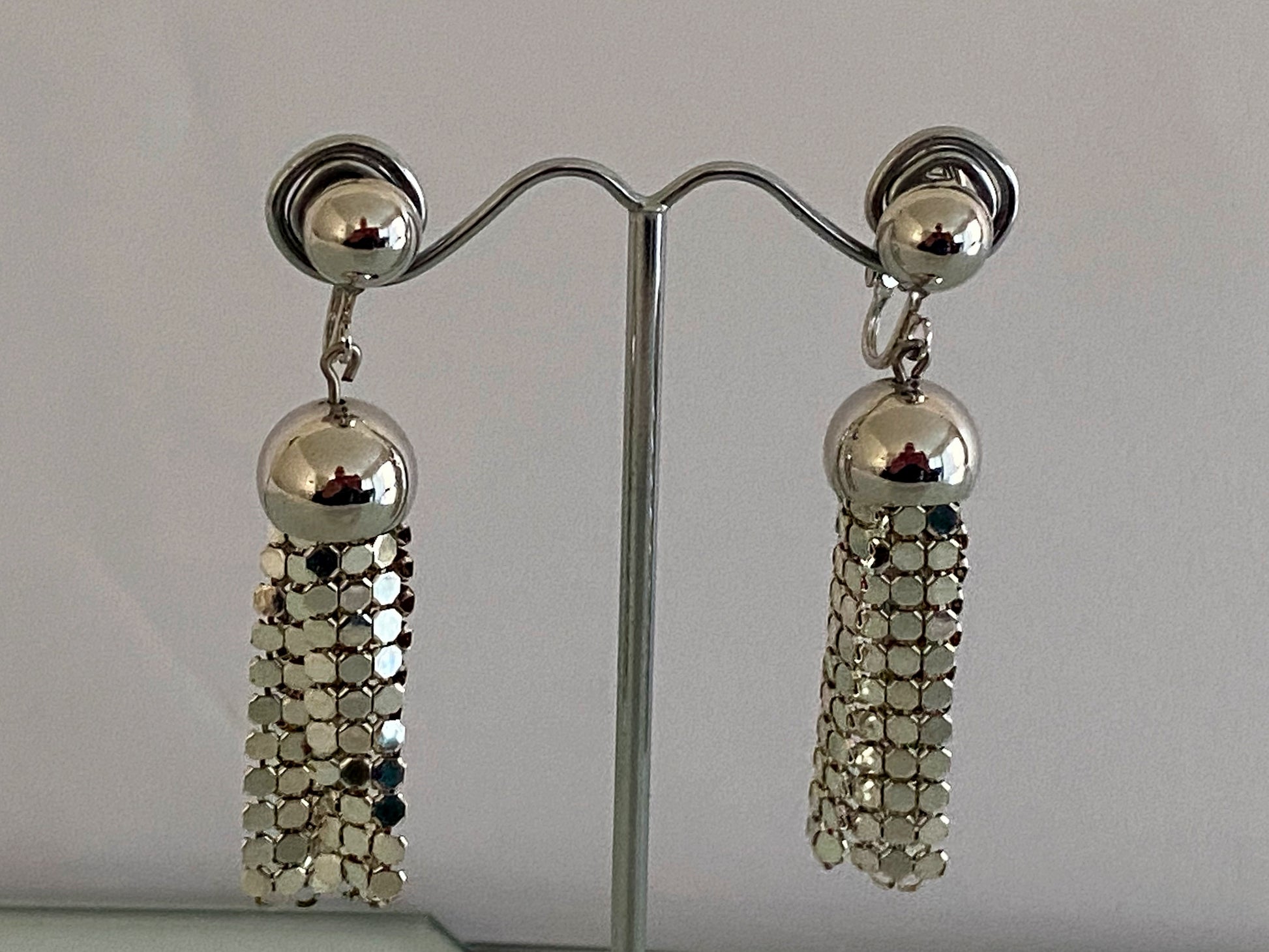 1970s WHITING & DAVIS Mesh Bib Necklace | Matching Dangle Earrings - Busy Bowerbird
