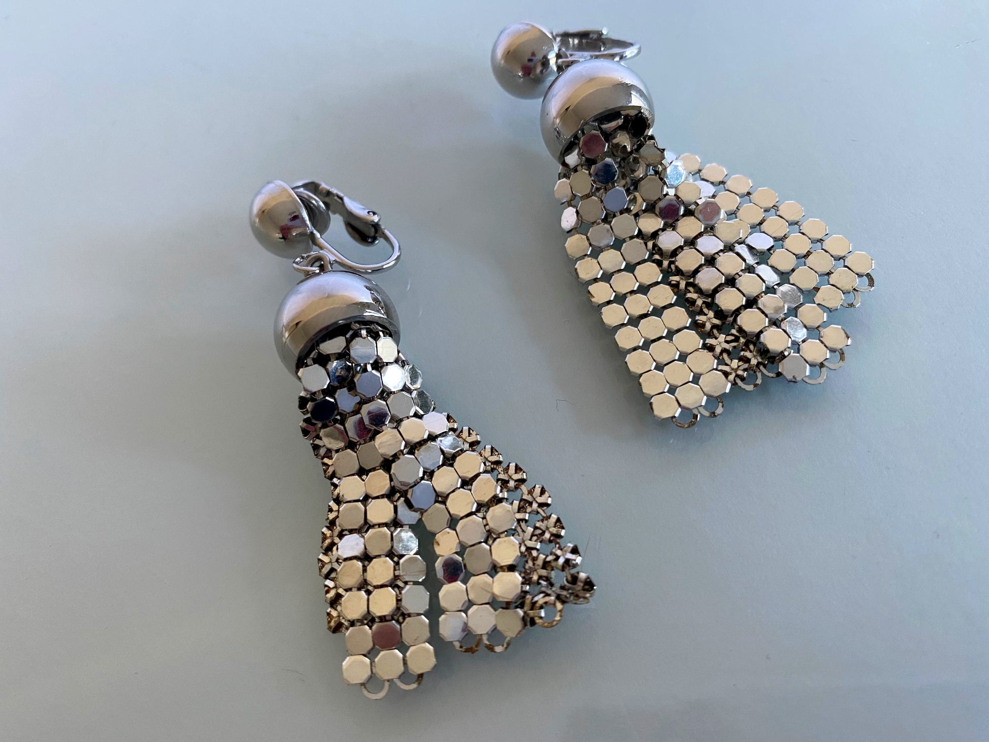 1970s WHITING & DAVIS Mesh Bib Necklace | Matching Dangle Earrings - Busy Bowerbird