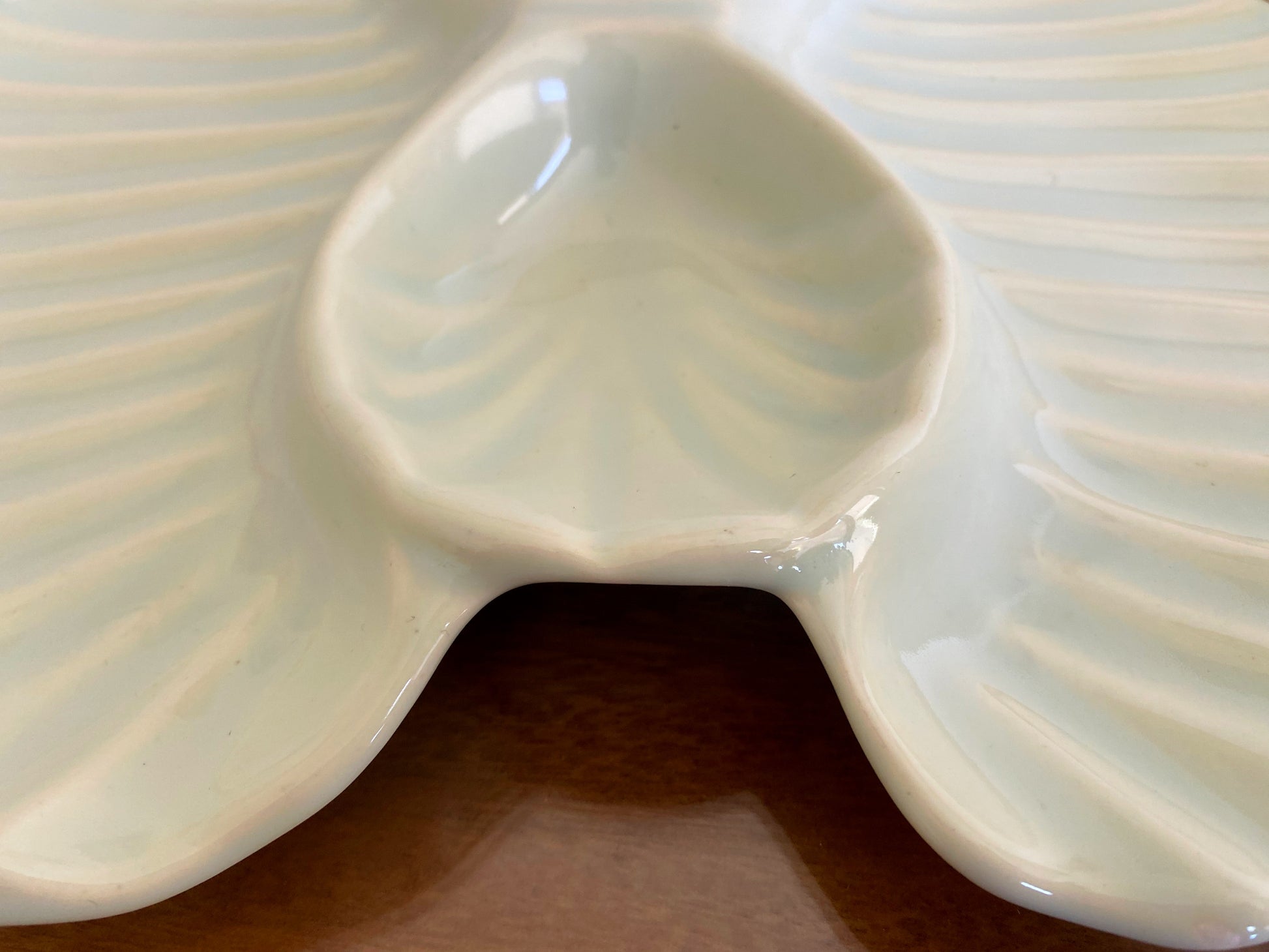 1950s DIANA POTTERY Shrimp-Handled, Shell-Shaped Divided Serving Dish - Busy Bowerbird