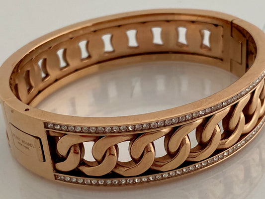 HENRI BENDEL New York Gold Tone Curb Chain Design Hinged Bracelet | Chunky - Busy Bowerbird