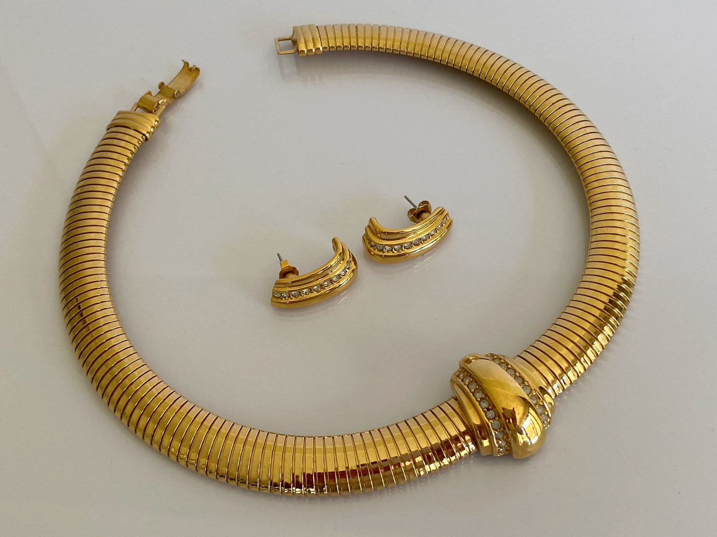 1986 AVON 100th Anniversary Flexible Omega Necklace & Earring Set - Busy Bowerbird