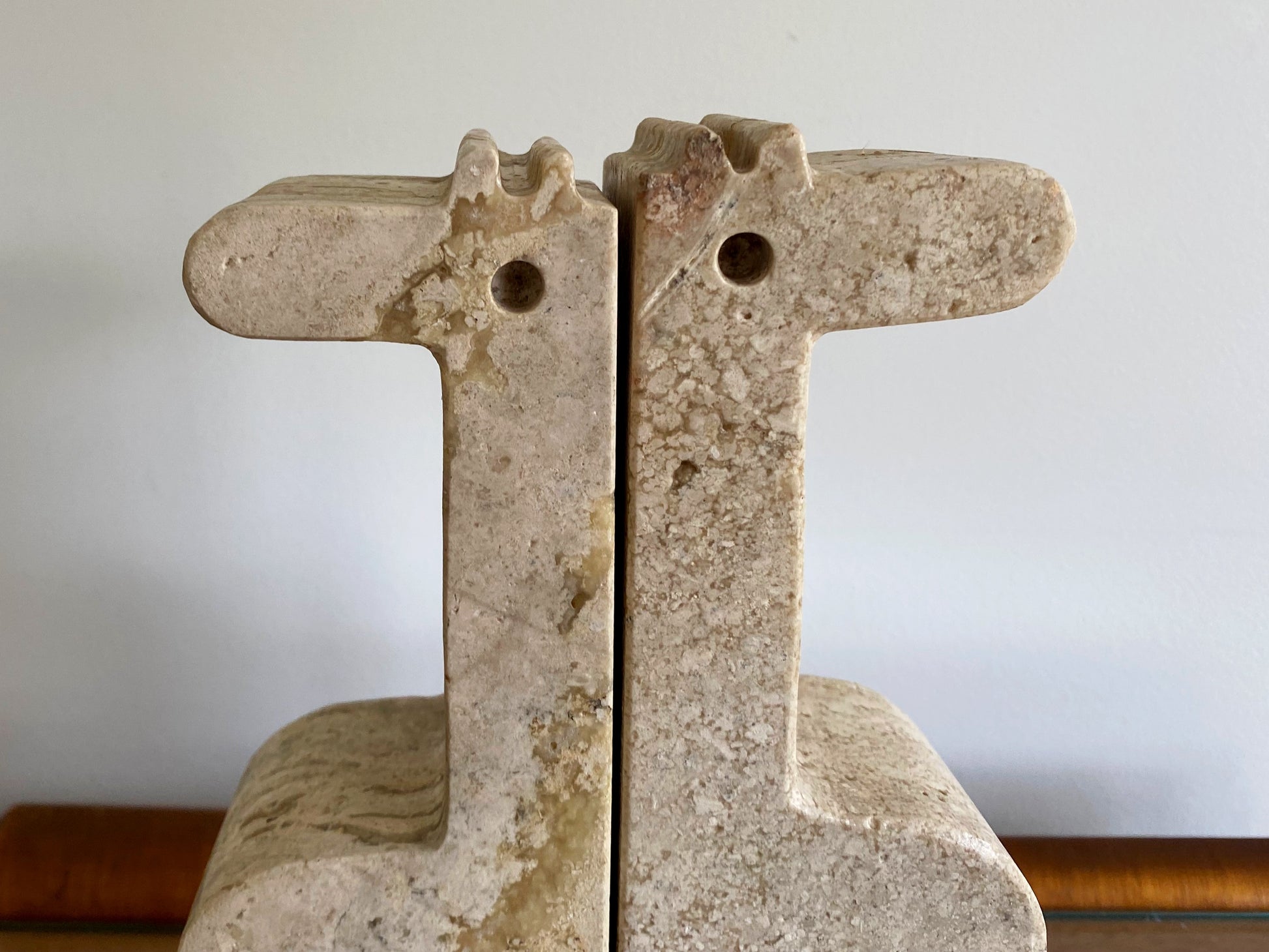 FRATELLI MANNELLI Stylized Mid Century Travertine Giraffe Bookends | Enzo Mari - Busy Bowerbird