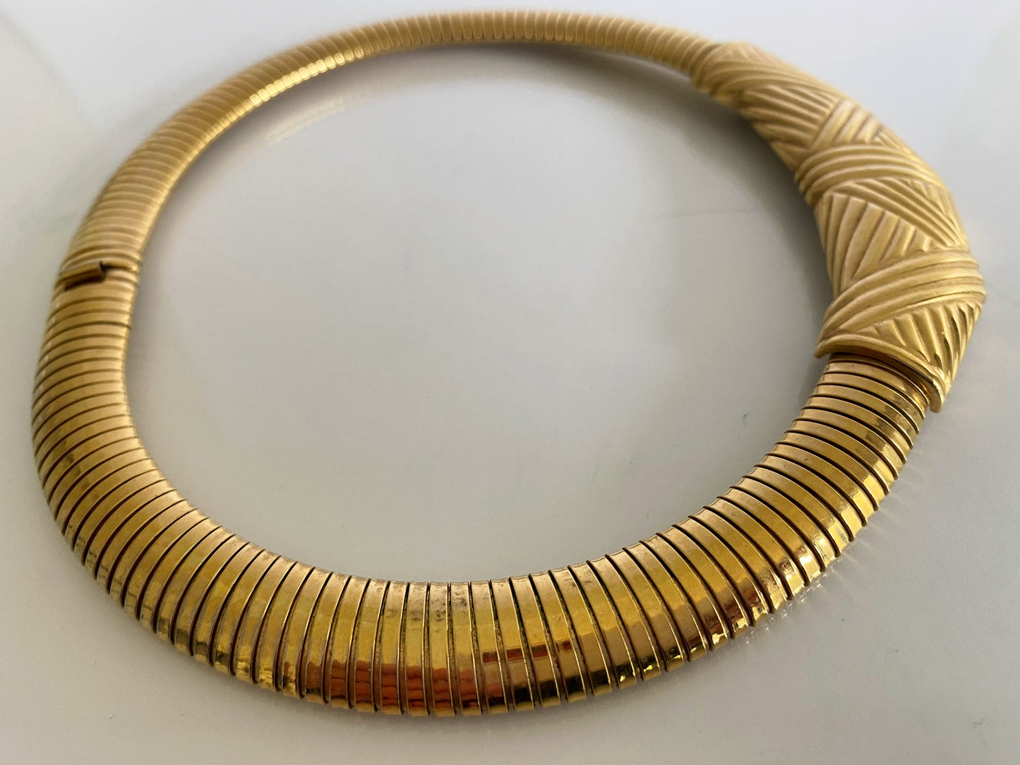 AVON 'Gallery Originals' Gold-Tone Flexible Omega Choker Necklace - Busy Bowerbird