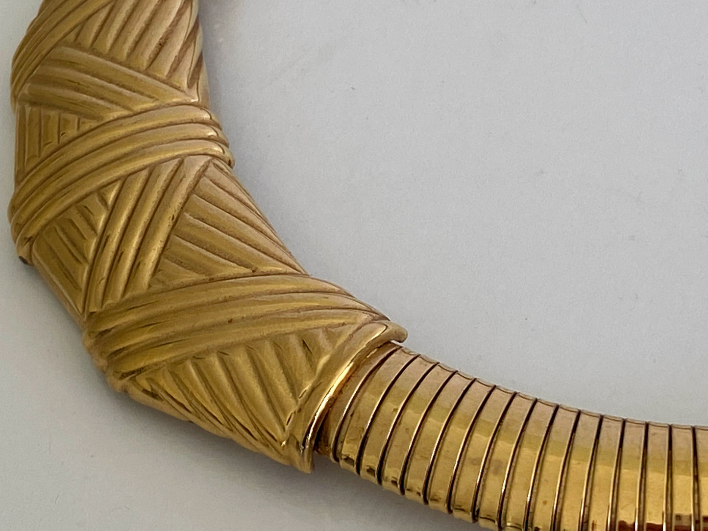 AVON 'Gallery Originals' Gold-Tone Flexible Omega Choker Necklace - Busy Bowerbird