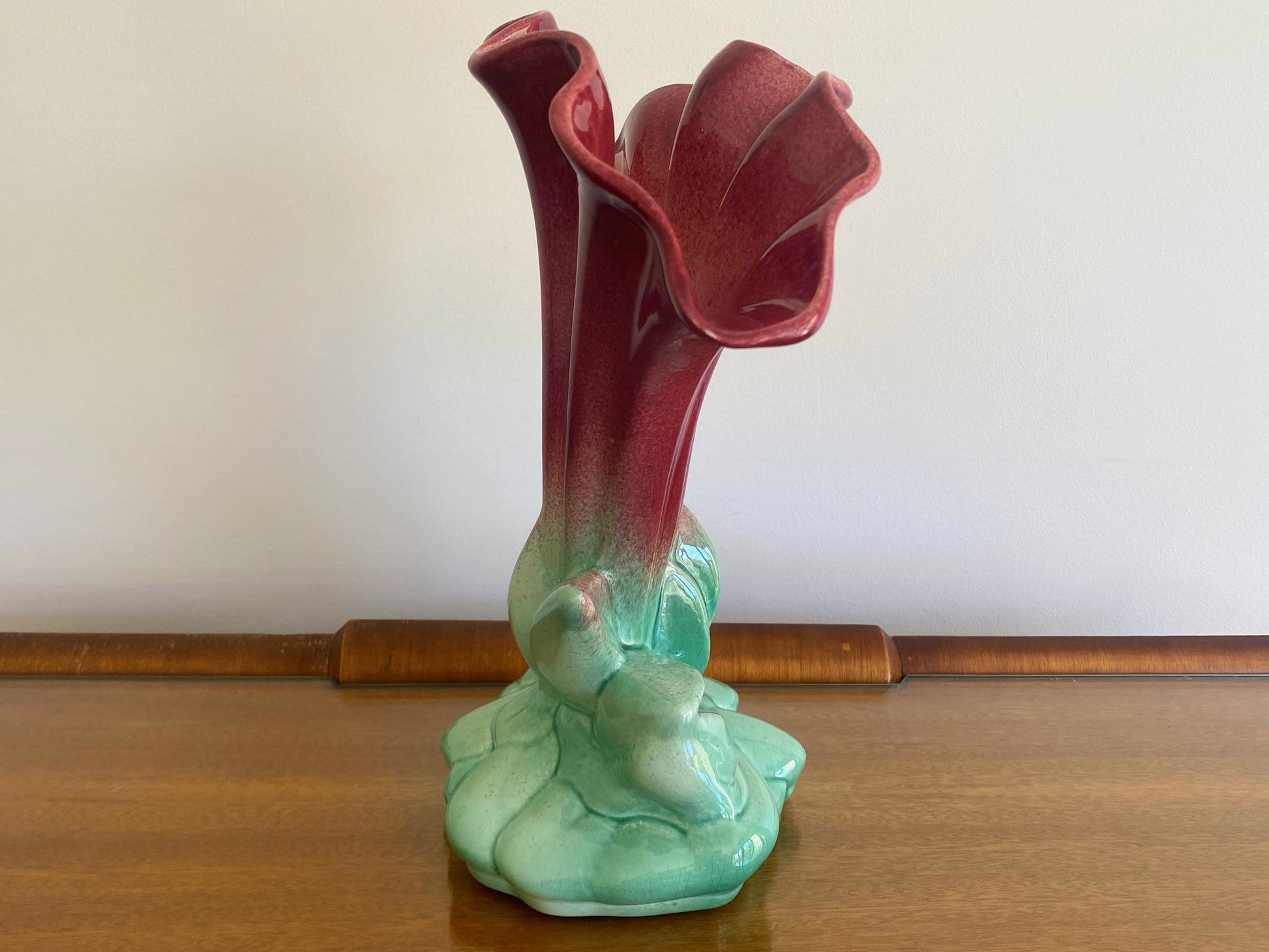 1950s PATES POTTERIES Sydney Floral-Shaped Bouquet Vase - Busy Bowerbird