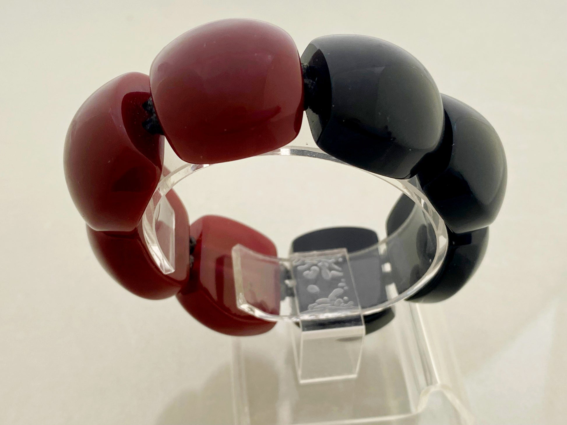 Vintage Chunky RED & BLACK LUCITE Cube Stretch Bracelet - Busy Bowerbird