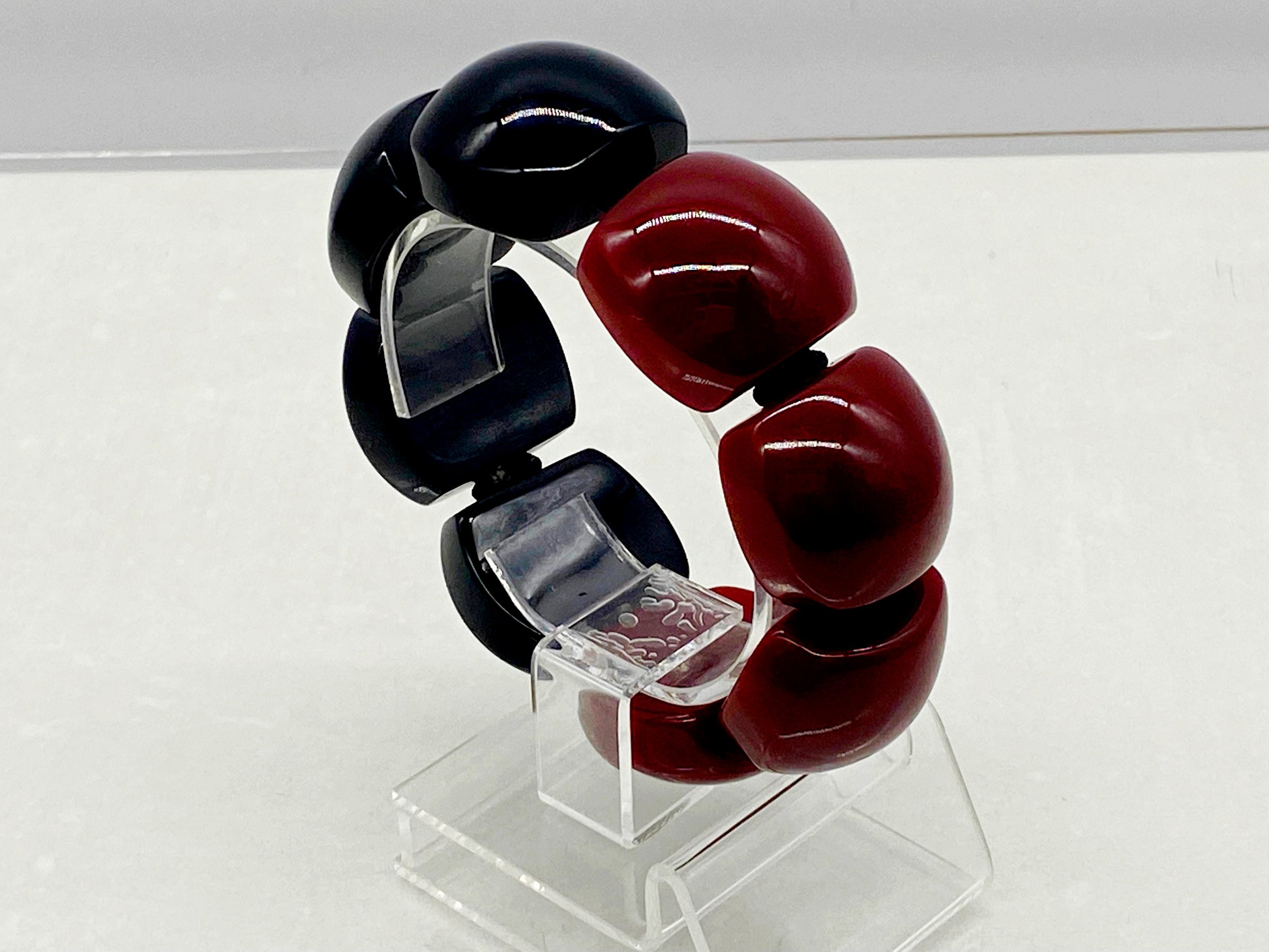 Vintage Chunky RED & BLACK LUCITE Cube Stretch Bracelet - Busy Bowerbird