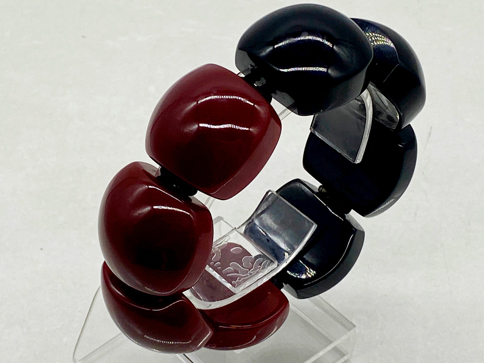 Vintage Chunky RED & BLACK LUCITE Cube Stretch Bracelet - Busy Bowerbird