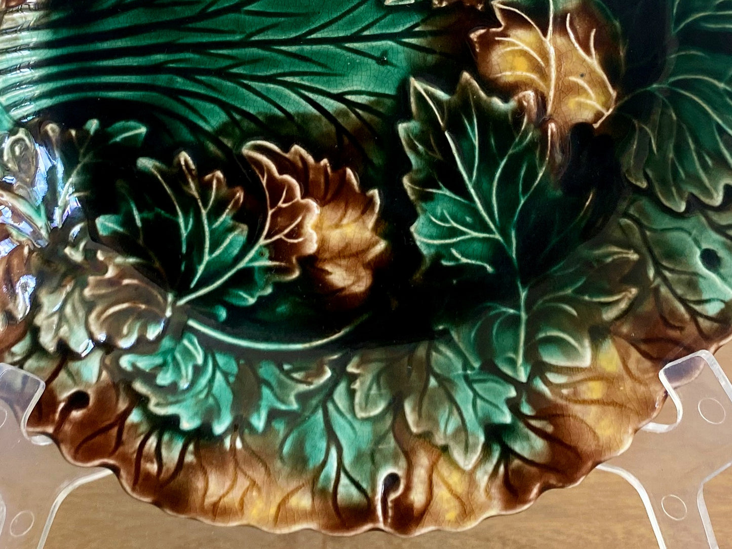 Circa 1876 BELFIELD POTTERY Majolica Glaze Leaf-Shaped Plate | Scotland - Busy Bowerbird