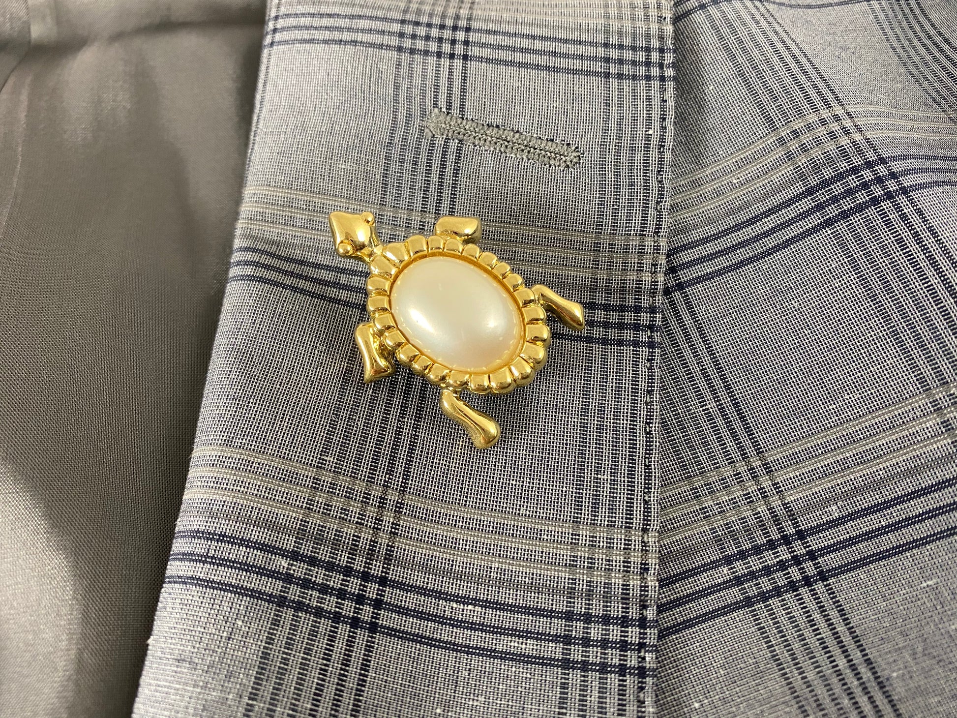 Vintage TRIFARI Gold-Tone Turtle Brooch | Pearlized Lucite Cabochon - Busy Bowerbird