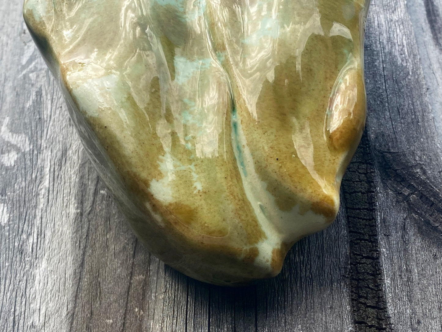 Vintage Australian Pottery Gum Leaf & Gum Nut Wall Vase - Busy Bowerbird