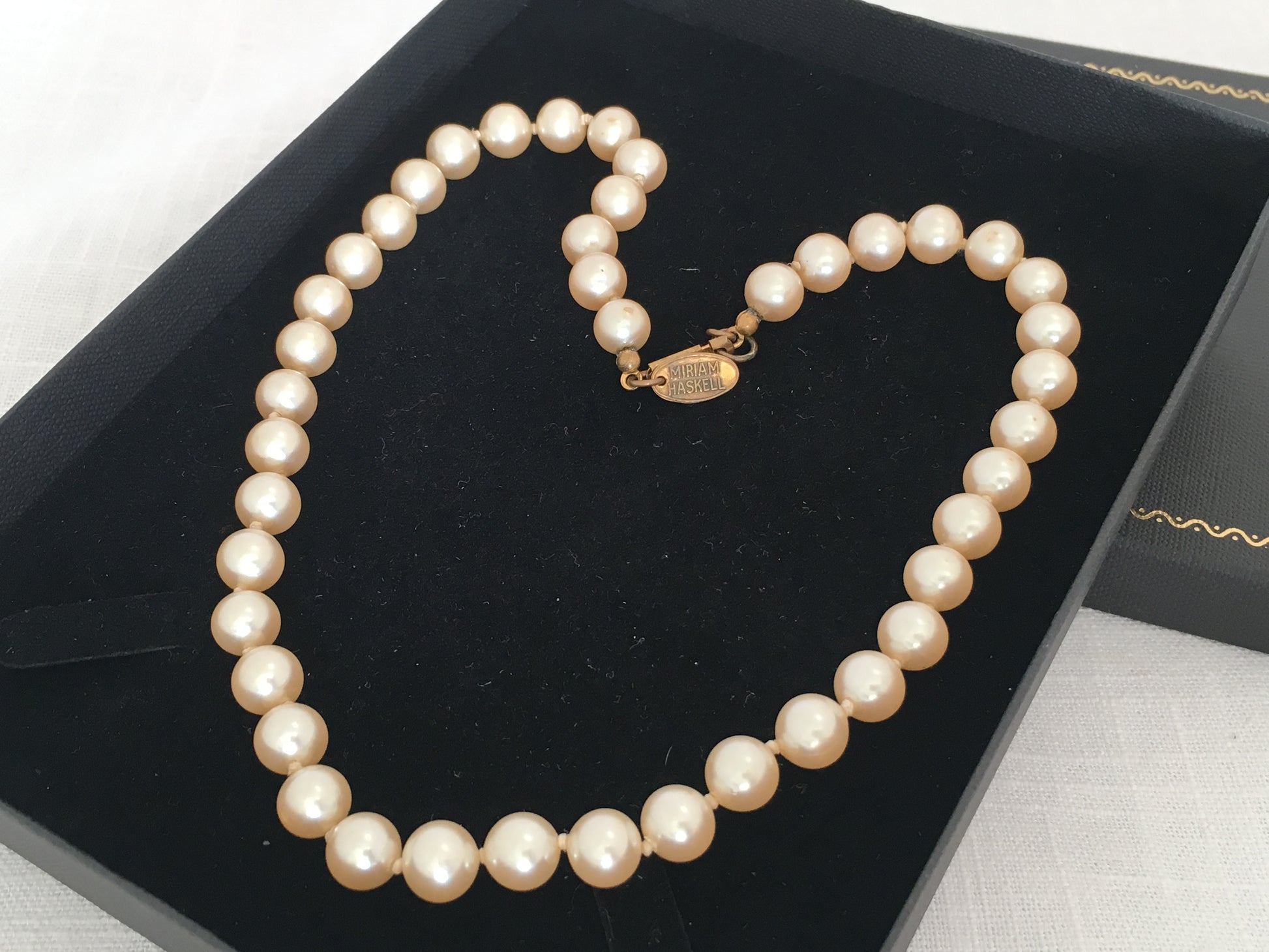 1970s MIRIAM HASKELL 16" Single Strand Glass Pearl Necklace - Busy Bowerbird