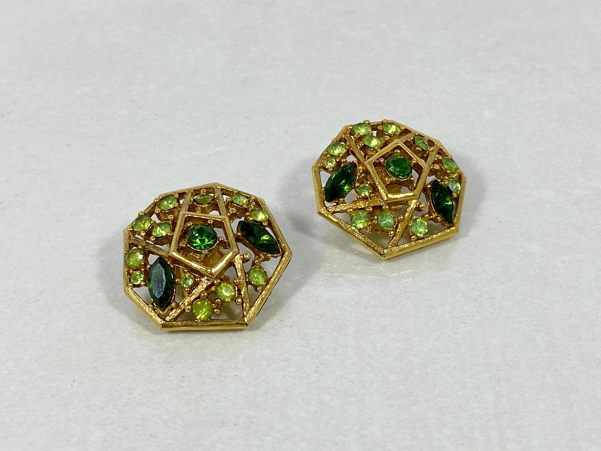VINTAGE Gold-Plated Green Crystal Pendant Necklace & Earring Set - Busy Bowerbird