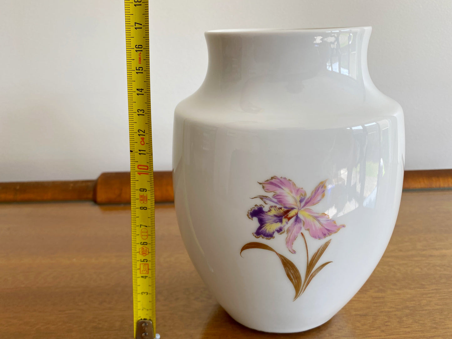 Vintage AK KAISER West German 17 cm Vase | 'Orchidee' Pattern - Busy Bowerbird