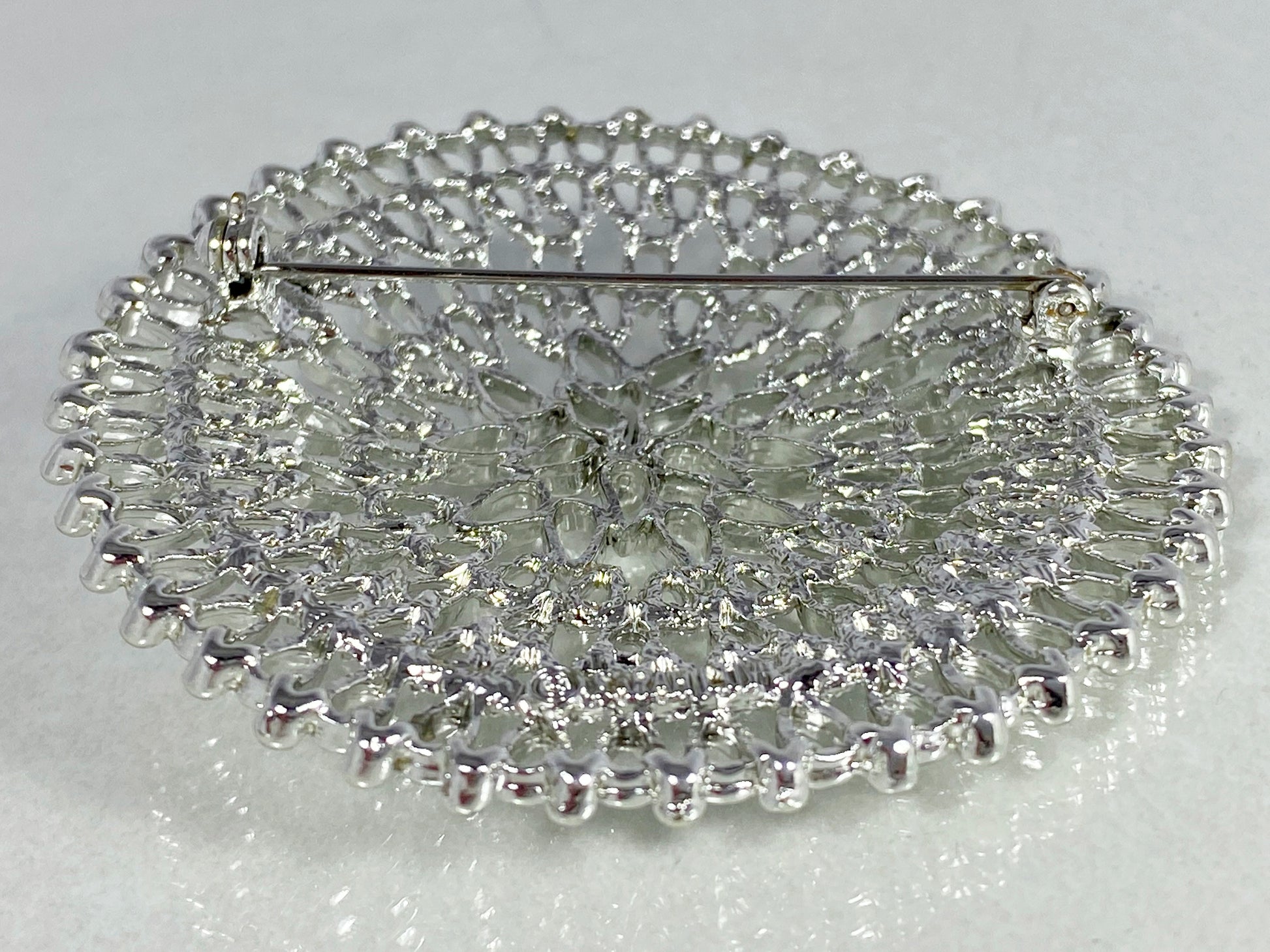 SARAH COVENTRY Silver-Tone Open-Weave Brooch & Earring Set - Busy Bowerbird