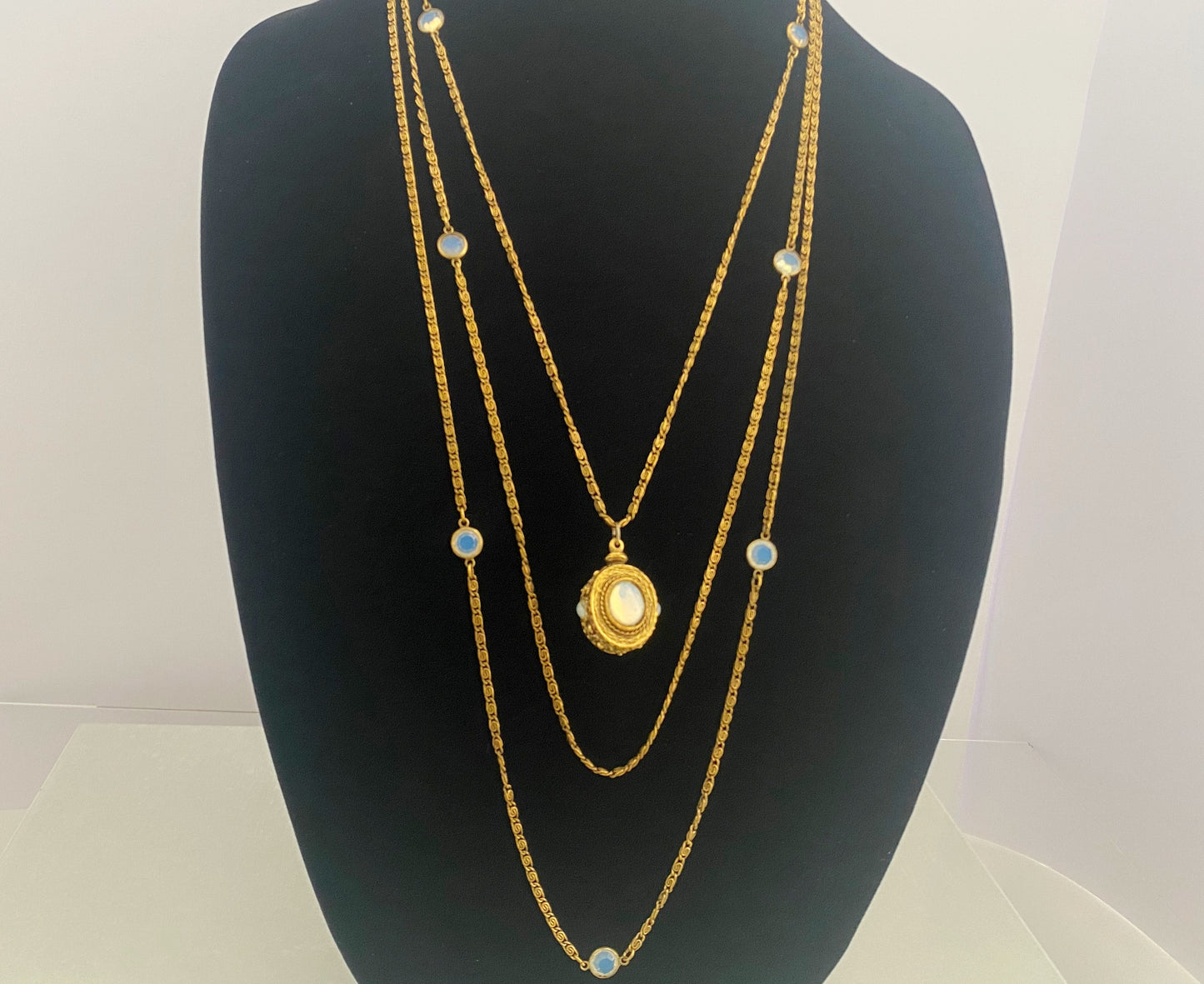 GOLDETTE Gold-Tone Sautoir Necklace with Faux Moonstone Pendant & Chicklets - Busy Bowerbird