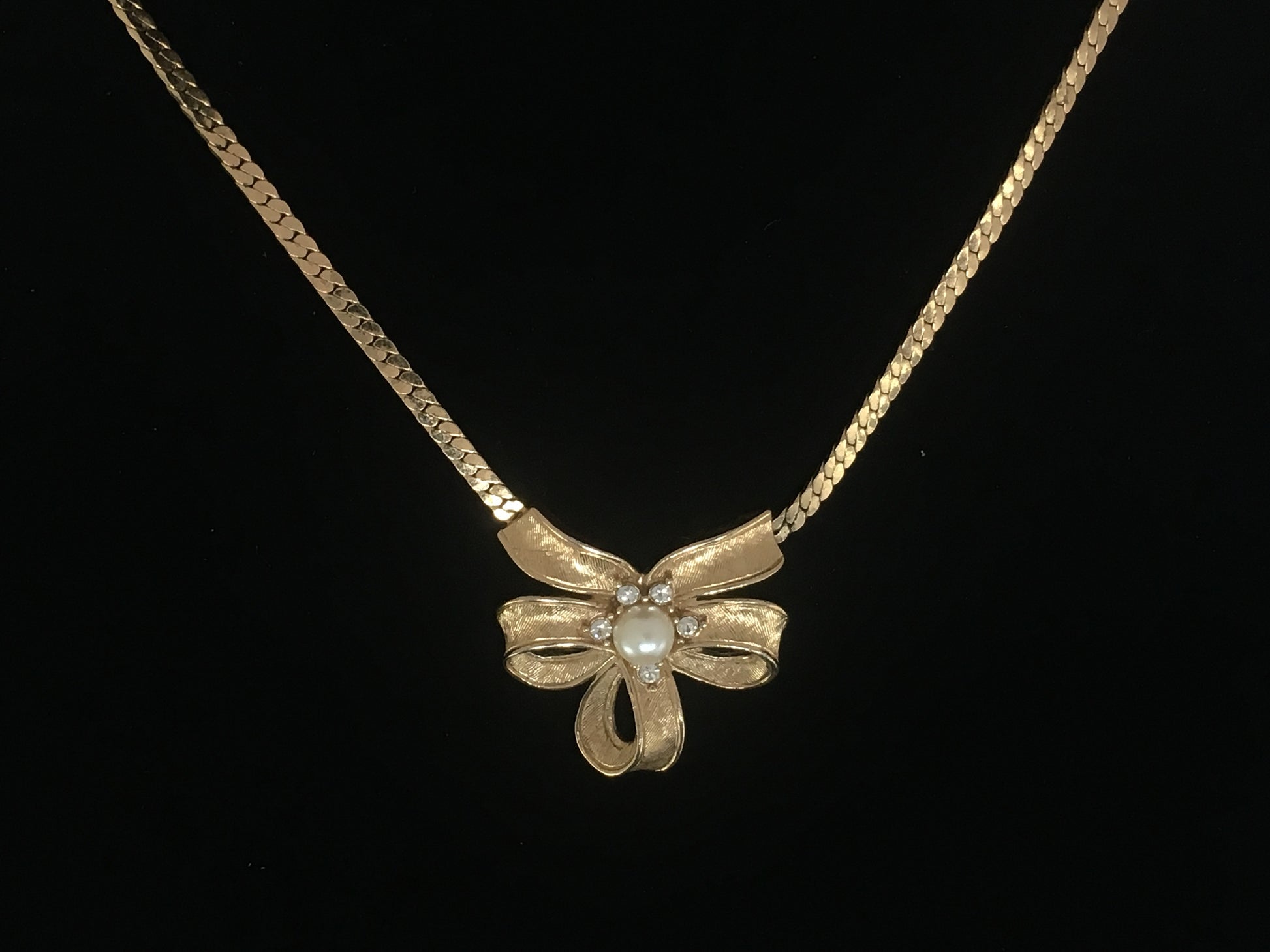 Vintage TRIFARI Gold-Tone Necklace with Triple-Loop Bow Pendant - Busy Bowerbird