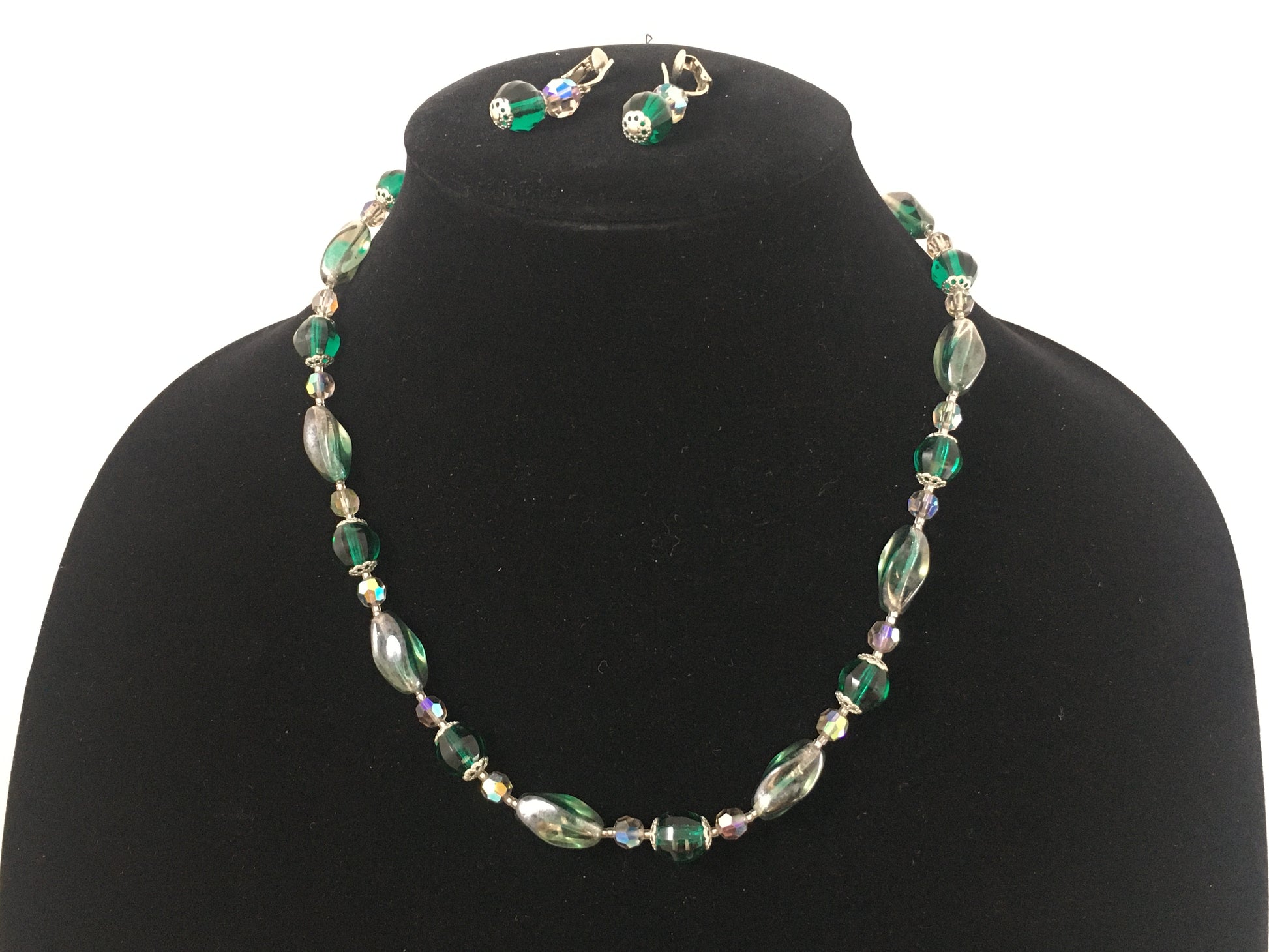 Vintage 21" Single-Strand Green Aurora Borealis Crystal Necklace & Earring Set - Busy Bowerbird