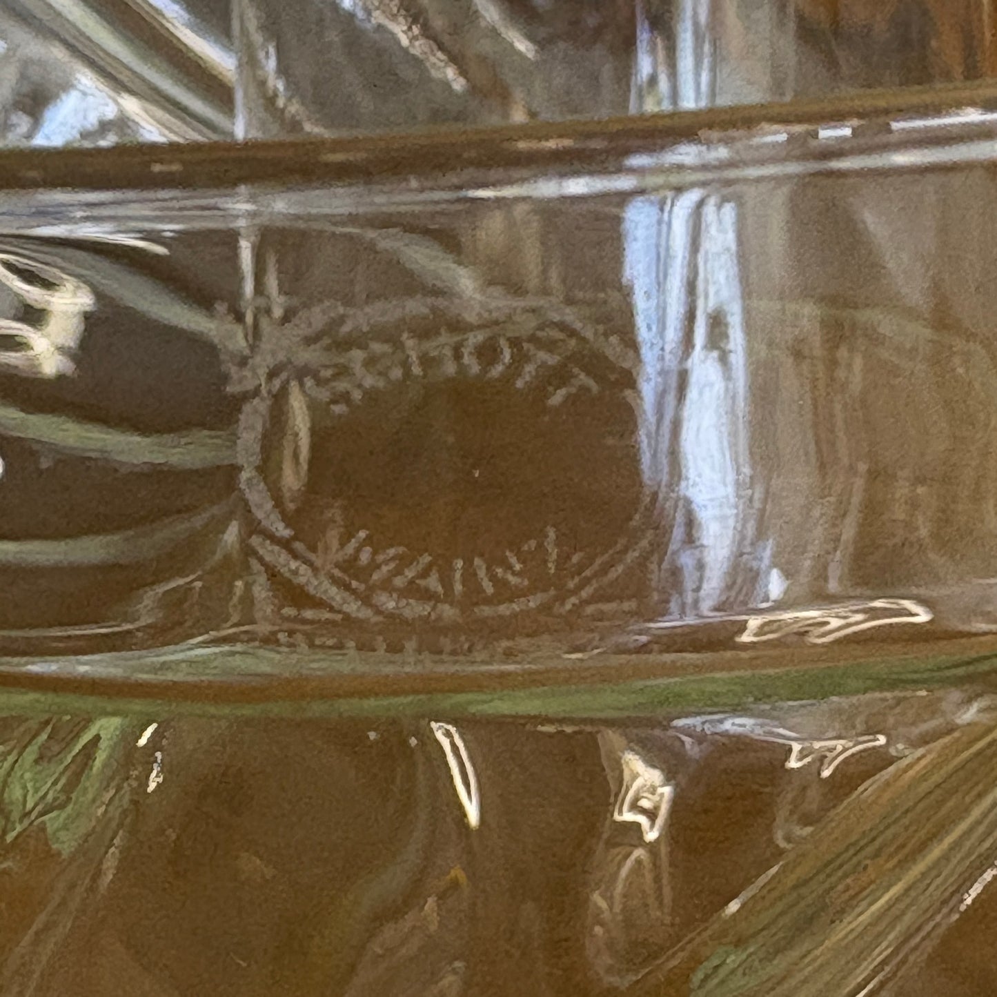 Ovenproof glass Bundt pan
