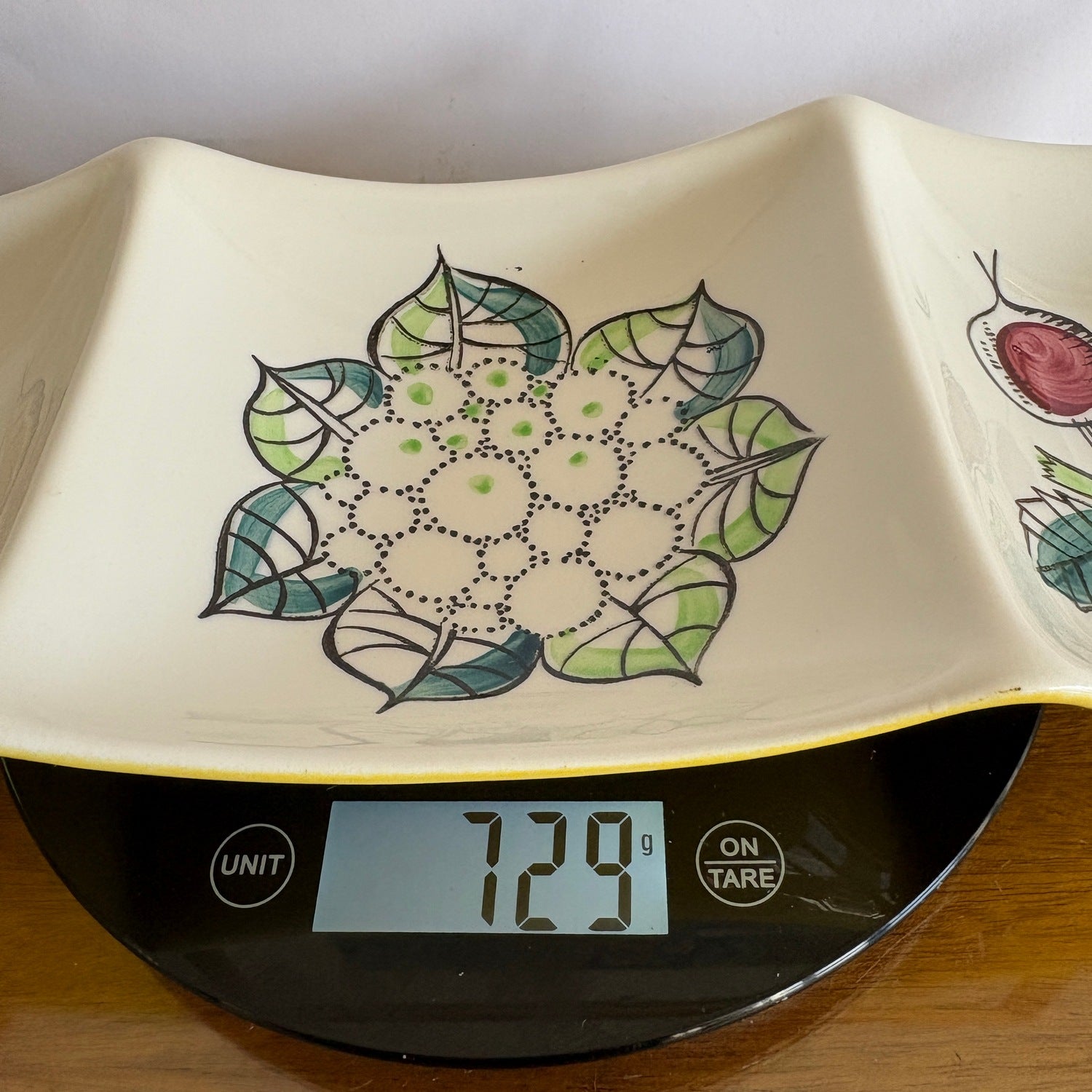 Marianne Westman Rörstrand My Garden serving dish weighing 729 g