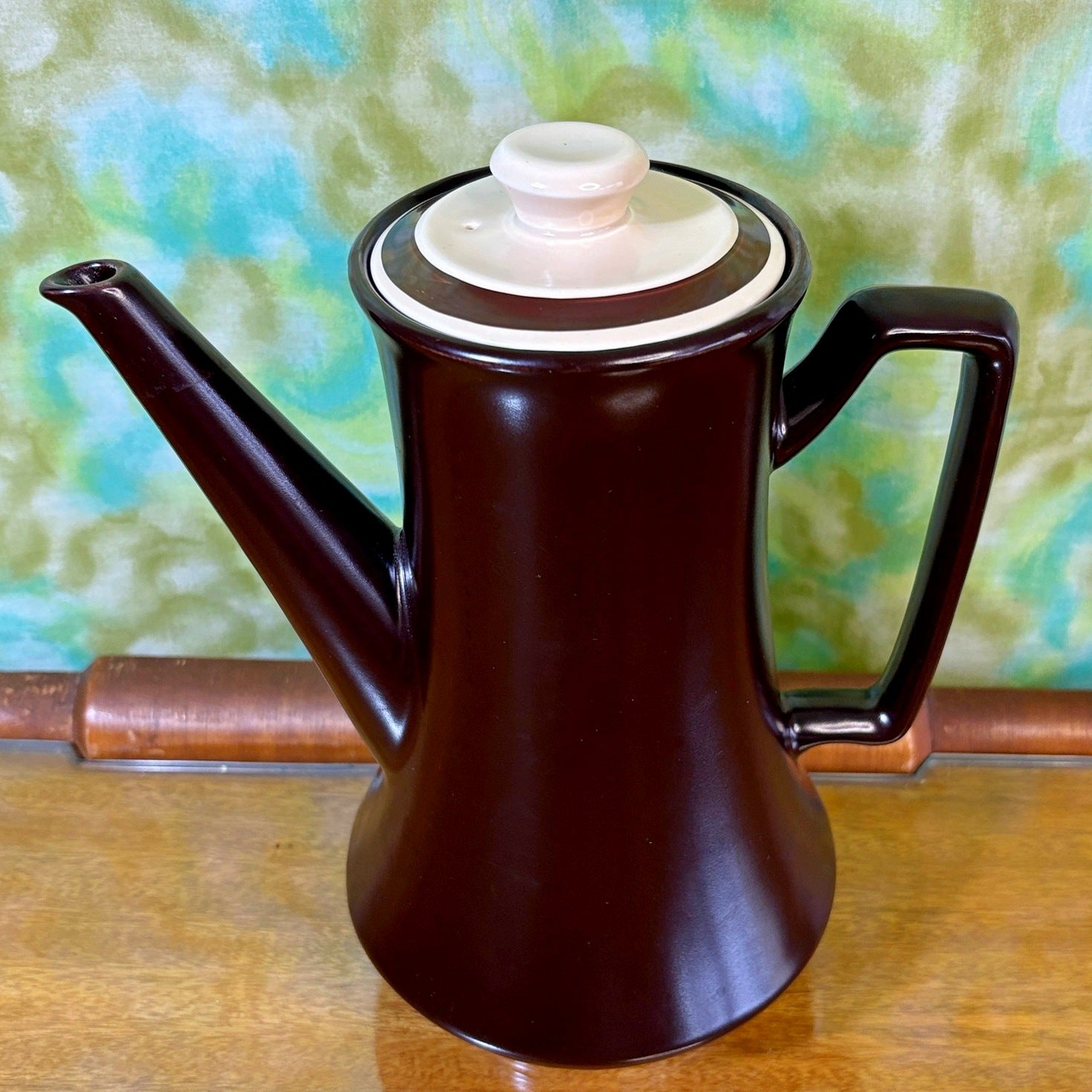 Brown & Cream Coffee Service