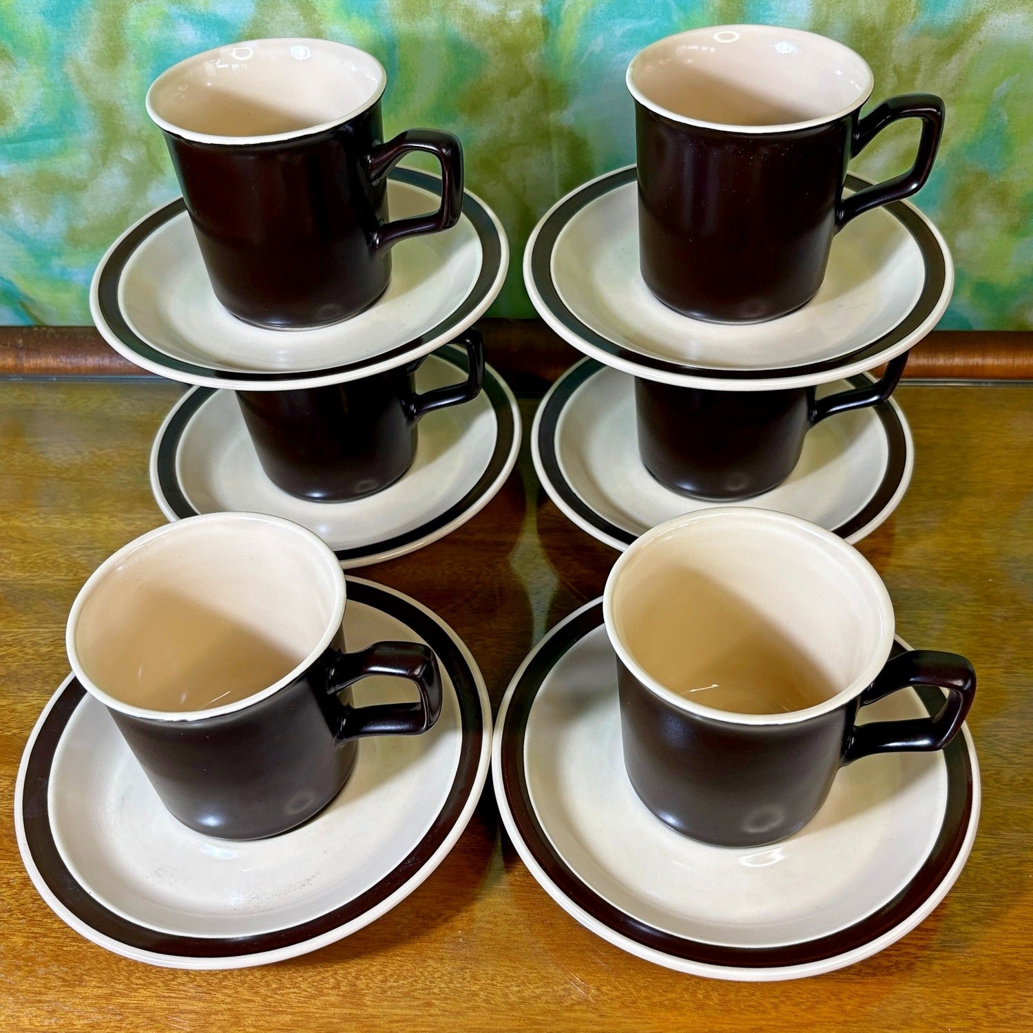 Brown & Cream Coffee Service