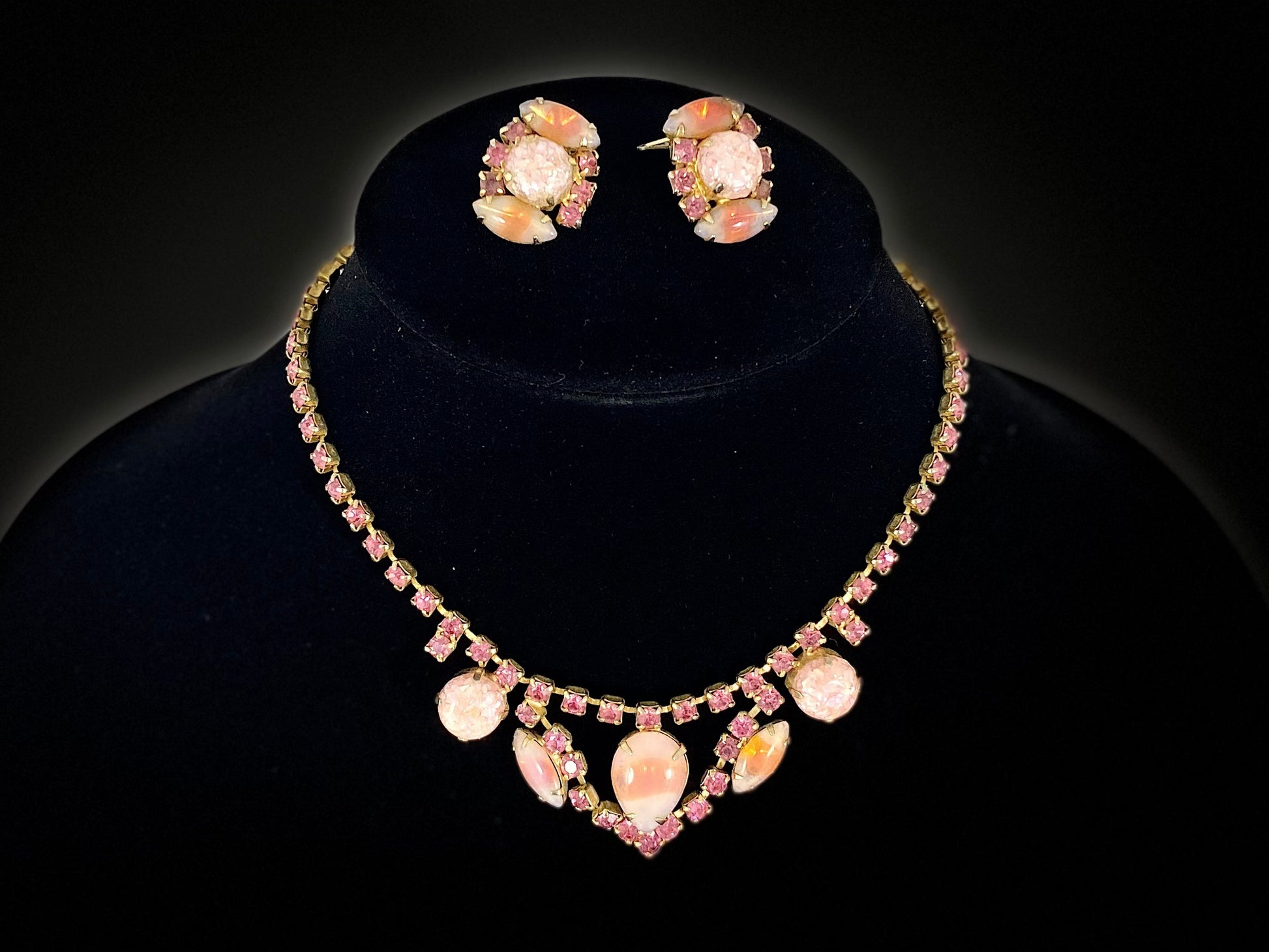 1950s Pink Rhinestone Necklace & Earring Set | Vintage Beauty! - Busy Bowerbird