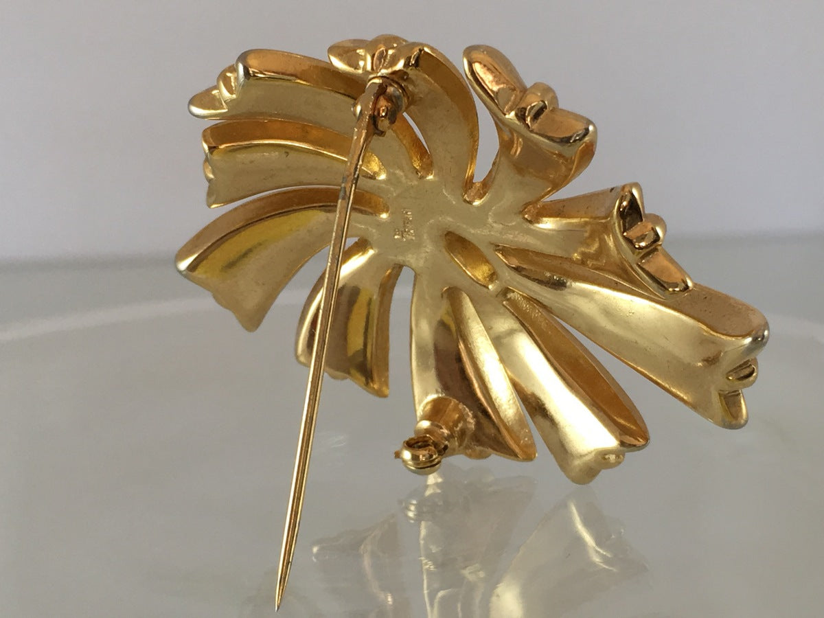 CROWN TRIFARI 1940s/50s Gold Plated Floral Brooch | Stylish & Weighty - Busy Bowerbird